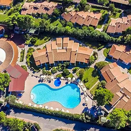 فندق Nicolaus Club Li Cucutti 4*