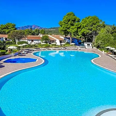 Nicolaus Club Li Cucutti Hotel